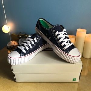 P.F. Flyers Navy Blue Gym Shoes!